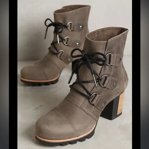 Sorel Addington Lace Up Boots, size 7.5